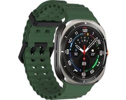 Stravo Ocean siliconen smartwatch bandje - Geschikt voor de Samsung Galaxy Watch Ultra 47mm - Zacht siliconen horlogebandje voor Samsung Galaxy Watch Ultra / Ultra 2025 - Groen