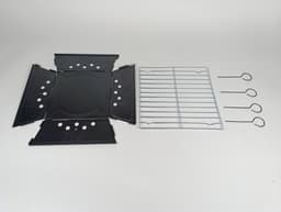 Opvouwbare barbecue 25 x 25 x 11,5 cm - Houtskoolbarbecue - BBQ met ventilatiegaten - 25 x 25 x11,5 cm - Lichtgewicht constructie van staal - Ideaal voor Tuin , Park of Vakantie — thumbnail 4