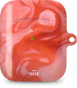xoxo Wildhearts hoesje geschikt voor Airpods 1/2 - Marble Red Lips - Ook als telefoonhoesje verkrijgbaar - schokbestendige case geschikt voor Airpod 1 en 2 - koptelefoon case - Beschermhoes met marmerprint - marmer look - rood — thumbnail 1
