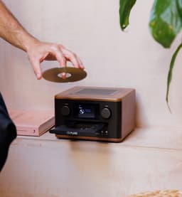 Pure Classic C-D4 bruin tafel radio met Cd speler ingebouwd — thumbnail 2