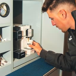 Espressomachine voor E.S.E. Pads 44 mm – 19 Bar Pompdruk, 0,85L Tank, Wit — thumbnail 4