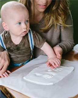 Voetafdruk- en handafdrukset voor baby's in vierkante bewaardoos — thumbnail 5
