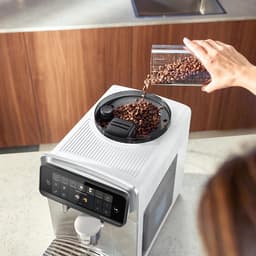 Philips Café Aromis 6000-serie Espressomachine - 25+ Warme & Koude Dranken - LatteGo Pro melksysteem - Koffiemachine met Bonen - Volautomatisch - EP6551/30 — thumbnail 2