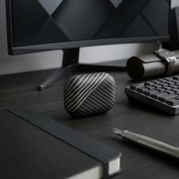 Diepgrijs carbon fiber hoesje voor oordopjes heren dames met streep patroon geschikt voor AirPods 4 hardcase beschermhoes — thumbnail 3