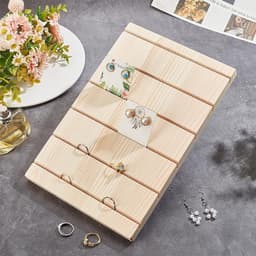 Houten Oorbellen Display Stand - Schuin Achter Cardhouder in Cornsilk met Sieraden Organizer voor Foto's en Kaarten, Perfect voor Winkel en Thuisgebruik — thumbnail 3