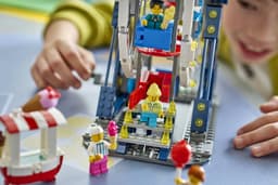 LEGO Creator 3-in-1 Klassiek Reuzenrad 31389 — thumbnail 2