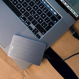Externe Harde Schijf - Draagbare Opslag - Bestanden Opslaan - Slank Aluminium Design - 1 TB - Zilver — thumbnail 4