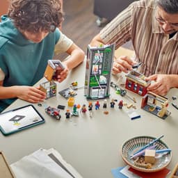 LEGO Marvel Spider-Man vs. Oscorp 76324 — thumbnail 5