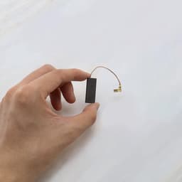 Koolborstels 2 paar - Vervanging voor Grasmaaier - 29x11.2x6.2mm - Compatibel met Flymo/Dewalt - Hoge sterkte - Lange levensduur - Koolborstel — thumbnail 3