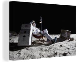 Canvas Schilderij Astronaut - Maan - Televisie - 60x40 cm - Wanddecoratie