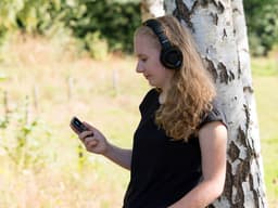 Lenco Xemio-861GY - MP3-speler met Bluetooth® en 8 GB micro SD - Grijs — thumbnail 5