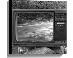 Canvas - Oude Vintage Televisie met Doorkijk op Rivier (Zwart-wit) - 40x40 cm Foto op Canvas Schilderij (Wanddecoratie op Canvas)