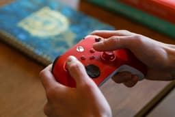 Xbox Draadloze Controller - Rood - Xbox, PC, Cloud Gaming — thumbnail 9