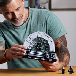LEGO Star War Troonzaal van de Keizer Diorama Modelbouw Set - 75352 — thumbnail 14