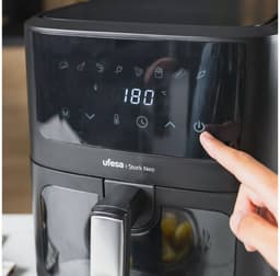 UFESA Stork Neo Airfryer – XXL 6,5 Liter – Met Kijkvenster – 1600W – Zwart — thumbnail 3
