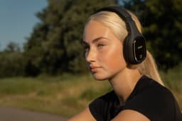 Grixx Draadloze Bluetooth Koptelefoon met Microfoon – On-Ear – 10 uur batterij – Lichtgewicht – 3.5mm kabel – Zwart / Blauw — thumbnail 6