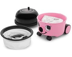 Krachtige en compacte stofzuiger in klassiek roze