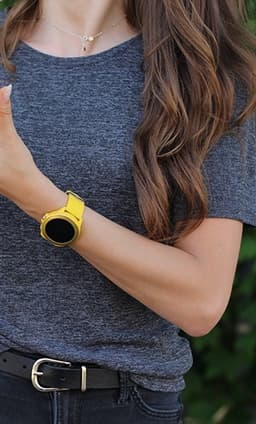 OneOne smartwatch dames en heren. HANDIG – WhatsApp en Facebook meldingen, find my phone, selfie maken / MUZIEK - harder, zachter, volgend liedje, vorig liedje / GEZONDHEID - hartslag, slaapscore, stappen, afstand, calorieën / SPORT – multi-sport set — thumbnail 3