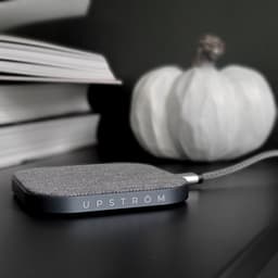 Upström Draadloze Snellader HÄMP 10W – Qi Wireless Charger – Incl. USB-C Kabel & LED Indicator – Plasticvrij & Duurzaam – Geschikt voor iPhone & Android — thumbnail 4