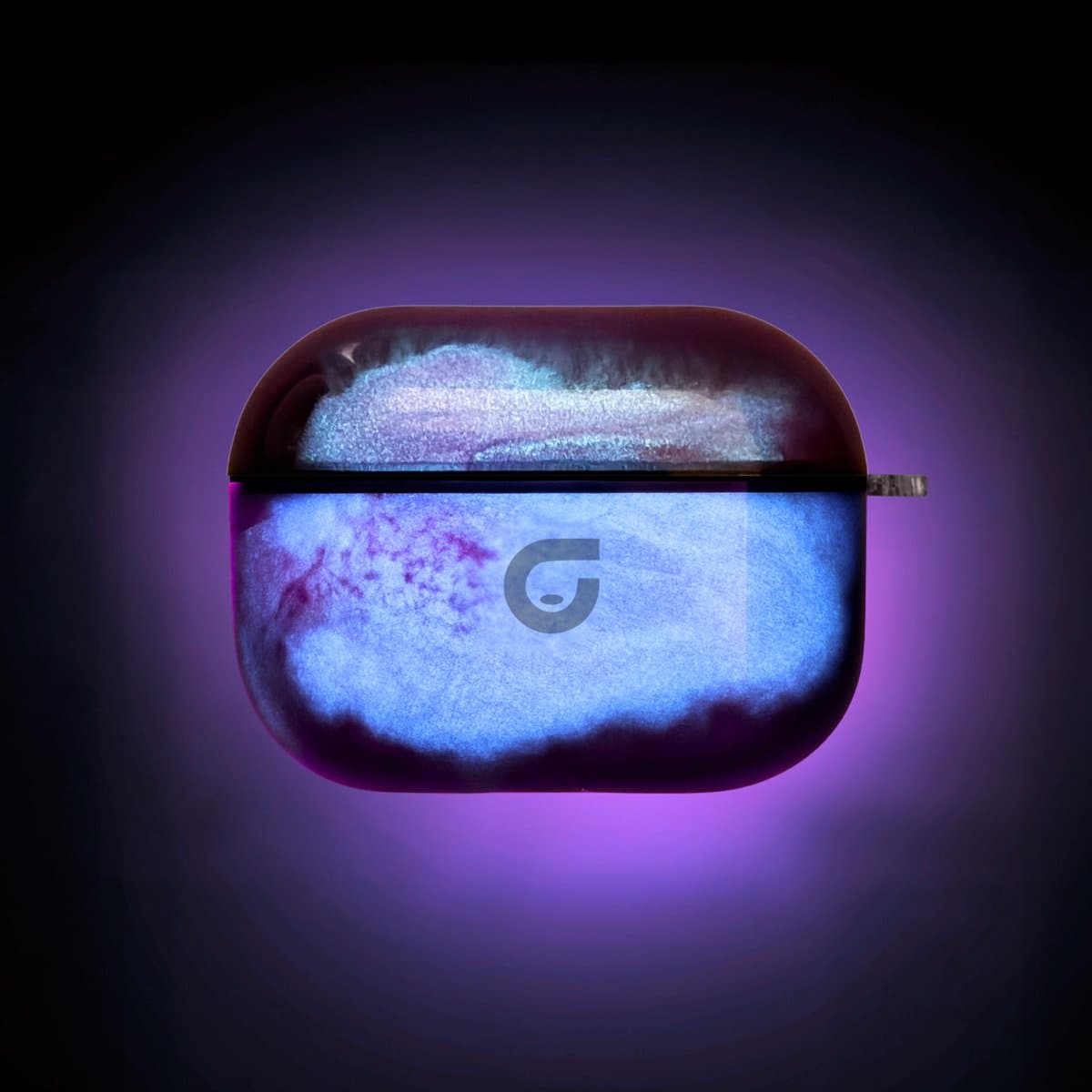 GlowsandGuards - Airpods 4 hoesje - Glow in the dark - Inclusief UV lampje om op te lichten - AirPods 4 case - Hét satisfying AirPods hoejse - Paars — afbeelding 1