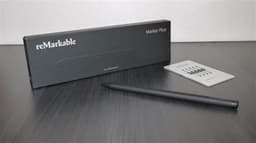 reMarkable ® 2 met Marker Plus en Ultraslanke Antraciet Hoes - the Paper Tablet — thumbnail 2