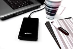 Externe SSD - Draagbare Harde Schijf - Snelle Data Overdracht - Schokbestendig Ontwerp - 1 TB - Zwart — thumbnail 5