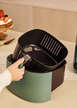 Grote Heteluchtfriteuse 6,2 Liter Saliegroen met Timer en LCD — thumbnail 2