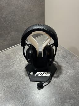 Hoofdtelefoon houder FC26 - Headset stand - Koptelefoon standaard - Koptelefoon houder — thumbnail 1