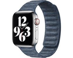 By Qubix - Geschikt voor Apple Watch bandje - Denim nylon bandje - Donkerblauw - Geschikt voor Apple Watch 44mm / 45mm / 46mm / 49mm (Ultra 1,2 en 3) - Smartwatch bandje - nylon - bandje iWatch