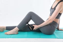 Massagepistool - Mini Massager - Spierontspanning - Borstelloze Motor - 7.44 x 6.45 x 2.44 cm - null — thumbnail 2