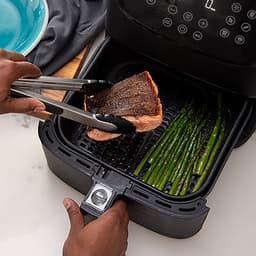 Cosori XL Airfryer - Heteluchtfriteuse 5.5 liter - Inclusief Spiezenrek en 5 Spiezen - met App Connectie – Zwart — thumbnail 6