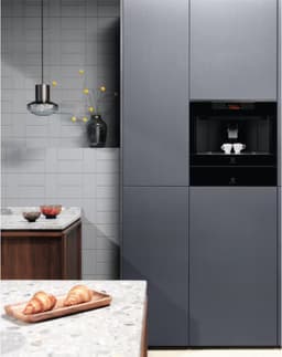 Electrolux KBC85H | Koffiemachine | Inbouw | 1350 W | 350 gram reservoir koffie | MultiCup-functie | Stoompijp — thumbnail 5