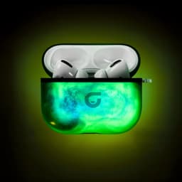 GlowsandGuards - Airpods 4 hoesje - Glow in the dark - Inclusief UV lampje om op te lichten - AirPods 4 case - Hét satisfying AirPods hoesje - AirPods 4 - Groen — thumbnail 5