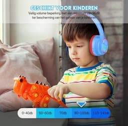 StayPowered Kinder Bluetooth Hoofdtelefoon - Perfect voor School & Reis - Veilig Volumeniveau - Heldere Geluidskwaliteit - met LED - Draadloos & Bekabeld - Versterkt Materiaal - Lange Batterijduur - Blauw/Rood- Levering Sneller dan Aangegeven! — thumbnail 3