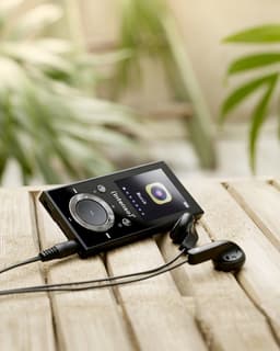 (Intenso) Video Scooter BT MP3 Speler - 16GB - bluetooth - zwart (3717470) — thumbnail 2