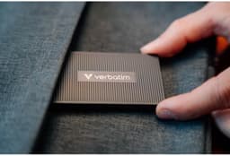 Externe SSD - Mini Opslag - Bestanden Opslaan - Robuuste Metalen Behuizing - 1TB Capaciteit - Zwart — thumbnail 4