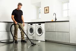 Nilfisk Multi I 20 T Inox Nat- en Droogzuiger - 1100W - 20L RVS Alleszuiger - L-Klasse Stofzuiger met Stopcontact voor Elektrisch Gereedschap & Blaasfunctie — thumbnail 3