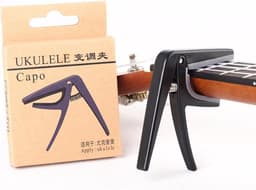 Capo universeel voor ukelele - banjo - mandoline met platte toets — thumbnail 3