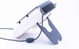2x Draagbare Ketting Ventilator - Persoonlijke USB Oplaadbare Mini Ventilator met Clip & Standaard - Handenvrij Nekventialtor Grijs — thumbnail 5