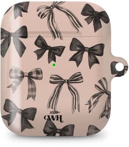xoxo Wildhearts hoesje geschikt voor AirPods 1 & 2 - Winter Muse - Ook als telefoonhoesje verkrijgbaar - schokbestendige case - koptelefoonhoes - Beschermhoes met strikjes patroon - Beige — thumbnail 1