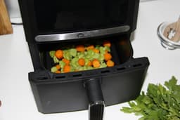 Dieetfriteuse - LITTLE BALANCE - 8725 - Crousty light - 5 L - 1500 W - 12 programma's - Zwart — thumbnail 3
