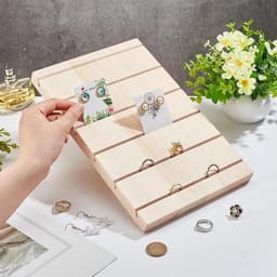 Houten Oorbellen Display Stand - Schuin Achter Cardhouder in Cornsilk met Sieraden Organizer voor Foto's en Kaarten, Perfect voor Winkel en Thuisgebruik — thumbnail 2