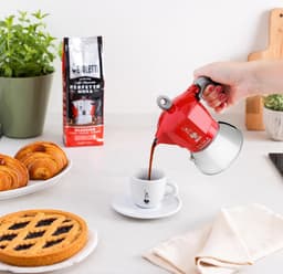 Moka Inductie, kan, geschikt voor alle soorten fornuizen, 6 kopjes espresso (280 ml), rood [Energieklasse A+] — thumbnail 3