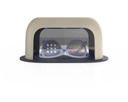 flow-med dry-glasses UV - Droogbox voor een VR bril, Smart Glasses, AR Bril, Smart bril en Hoorbril - Tegelijkertijd drogen, hygiënisch reinigen en opladen - 5 UV-C Leds - 2 USB poorten - ook voor Smartwatches, In Ears, Gehoorversterker en meer