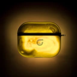 GlowsandGuards - Airpods 1/2 hoesje - Glow in the dark - Inclusief UV lampje om op te lichten - AirPods 1/2 case - Hét satisfying AirPods hoesje - AriPods 1/2 - Geel — thumbnail 1