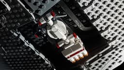 LEGO Star Wars UCS Imperial Star Destroyer - 75252 — thumbnail 18