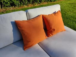 UITVERKOOP Sierkussens tuin: Qush Upper Orange| Vlekbestendig | Wasmachine | Waterbestendig | Kleurvast | Schimmelwerend l Babyproof | Wasbaar | sierkussens | werpkussens buiten — thumbnail 3