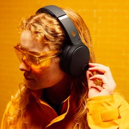 Skullcandy Crusher 720 Draadloze Koptelefoon - Speciale basdrivers - 65 uur batterij - Snelladen - Stay-Aware Modus - Zwart — thumbnail 5