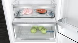 Siemens KI86NVFE0 - iQ300 - Inbouw koel-vriescombinatie - 177.2 cm x 54.1 cm - noFrost: nooit meer je vriezer ontdooien - hyperFresh: de extra ruime vershoudlade voor groente en fruit — thumbnail 12