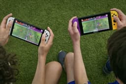 Mario Strikers: Battle League Football - Nintendo Switch — thumbnail 2